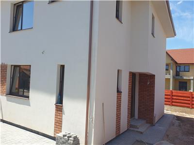 Casa Cuplata | zona  Stadionului Floresti | 120 mp 280 teren |